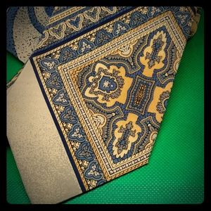 Vitaliano Pancaldi men's tie hand sewn in Italy